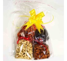 Подарочный набор  из орехов и сухофруктов